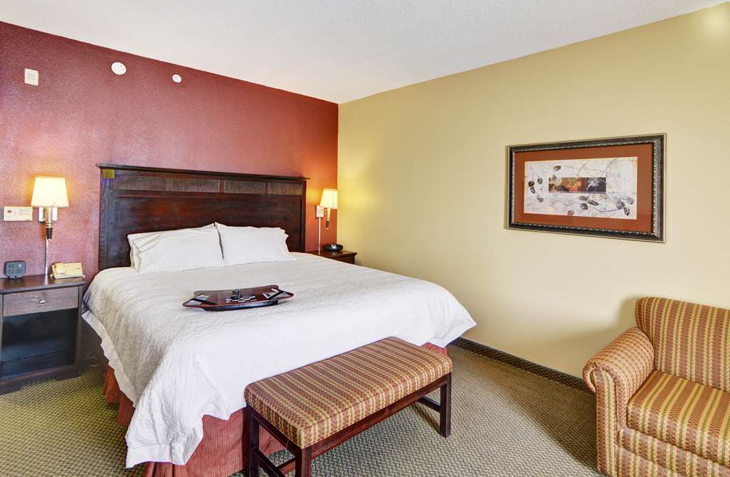 Hampton Inn&Suites Lawton Zimmer foto